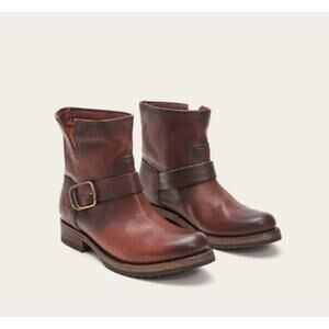 NWOT Frye Veronica Bootie in Redwood Size 7.5